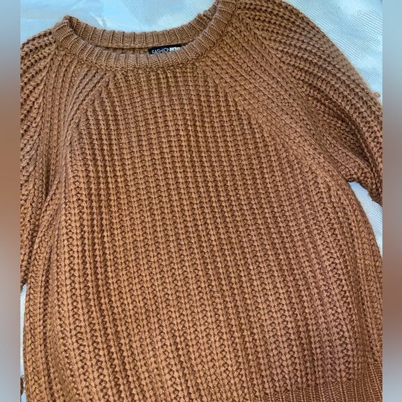 FASHION NOVA RUST KNIT SWEATER - Picture 2 of 4